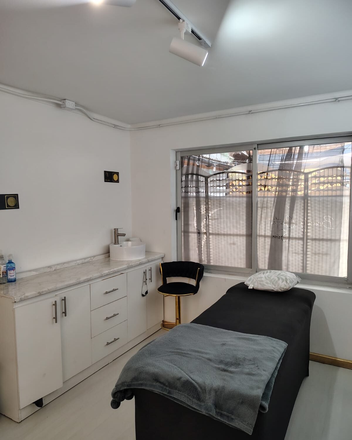 WhatsApp Image 2026-02-11 at 3.55.29 PM (16)